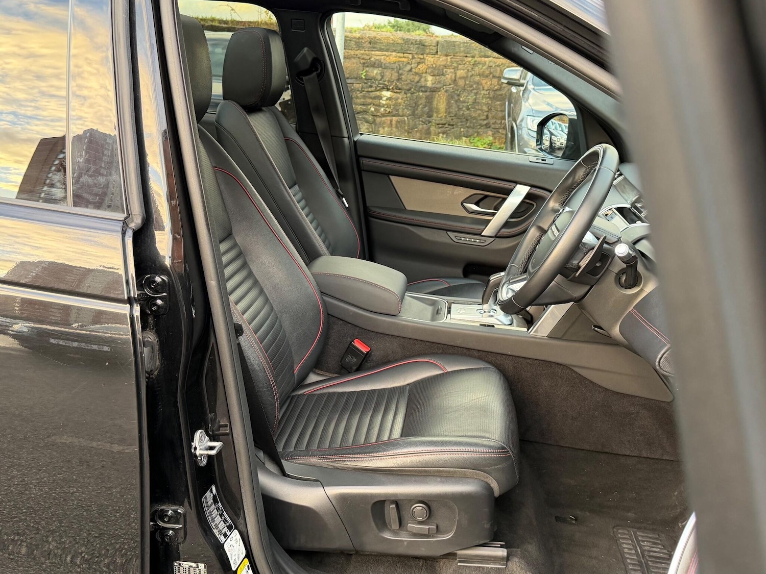 Used Land Rover Discovery Sport 2019 for sale - 76360277: Photo 15