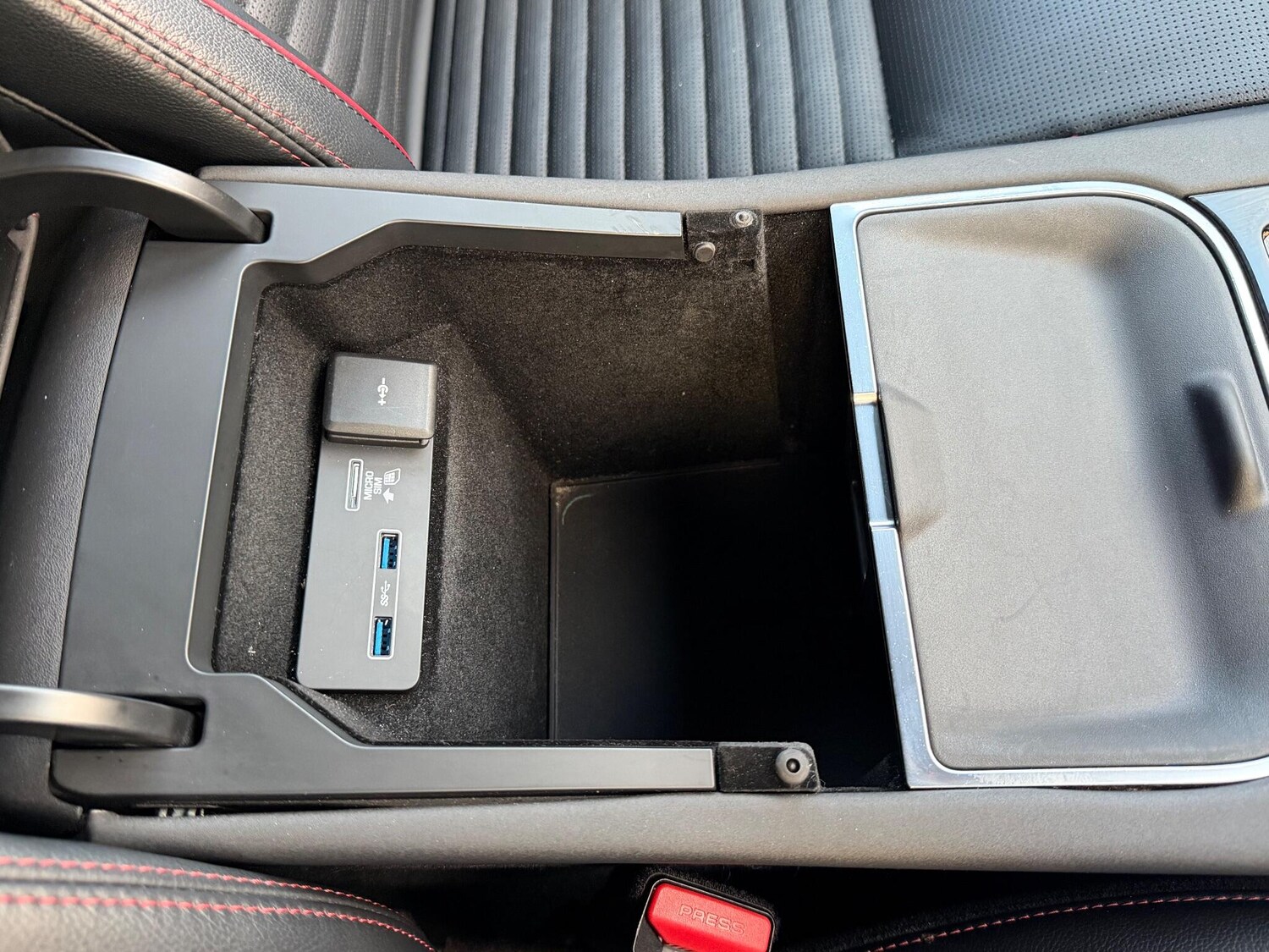 Used Land Rover Discovery Sport 2019 for sale - 76360277: Photo 44