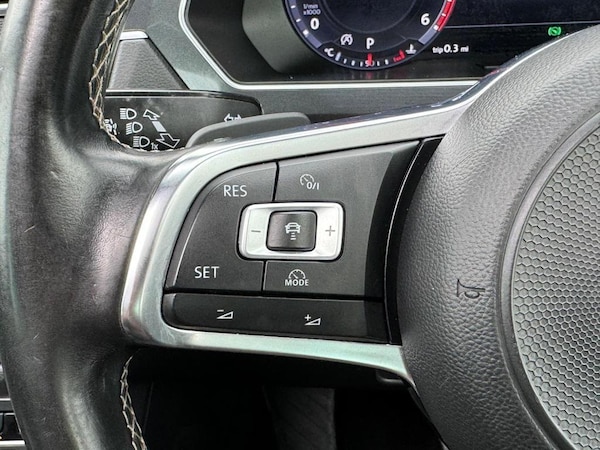 Used Volkswagen Tiguan 2016 for sale - 76161125: Photo 32