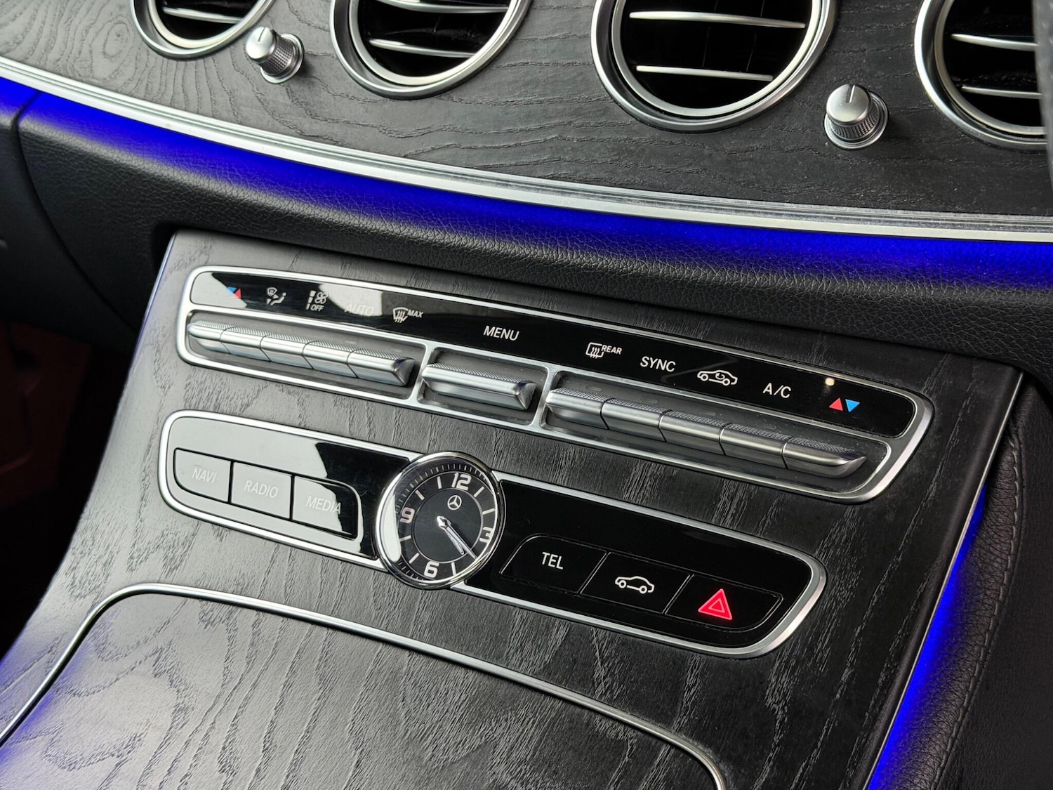 Used Mercedes-Benz E Class 2019 for sale - 77646200: Photo 38