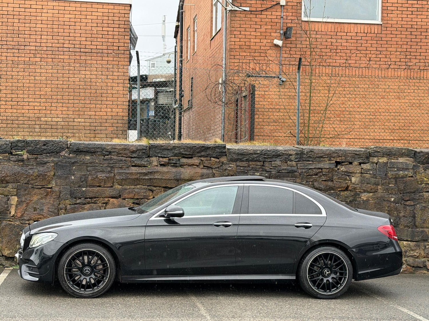 Used Mercedes-Benz E Class 2019 for sale - 77646200: Photo 4