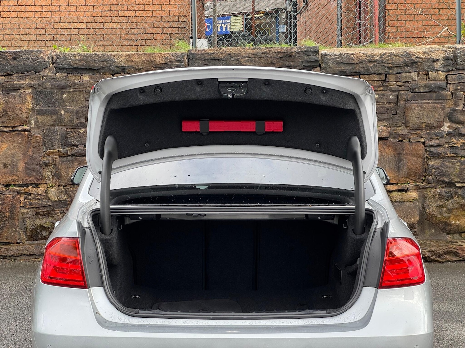 Used BMW 3 Series 2013 for sale - 76161133: Photo 24