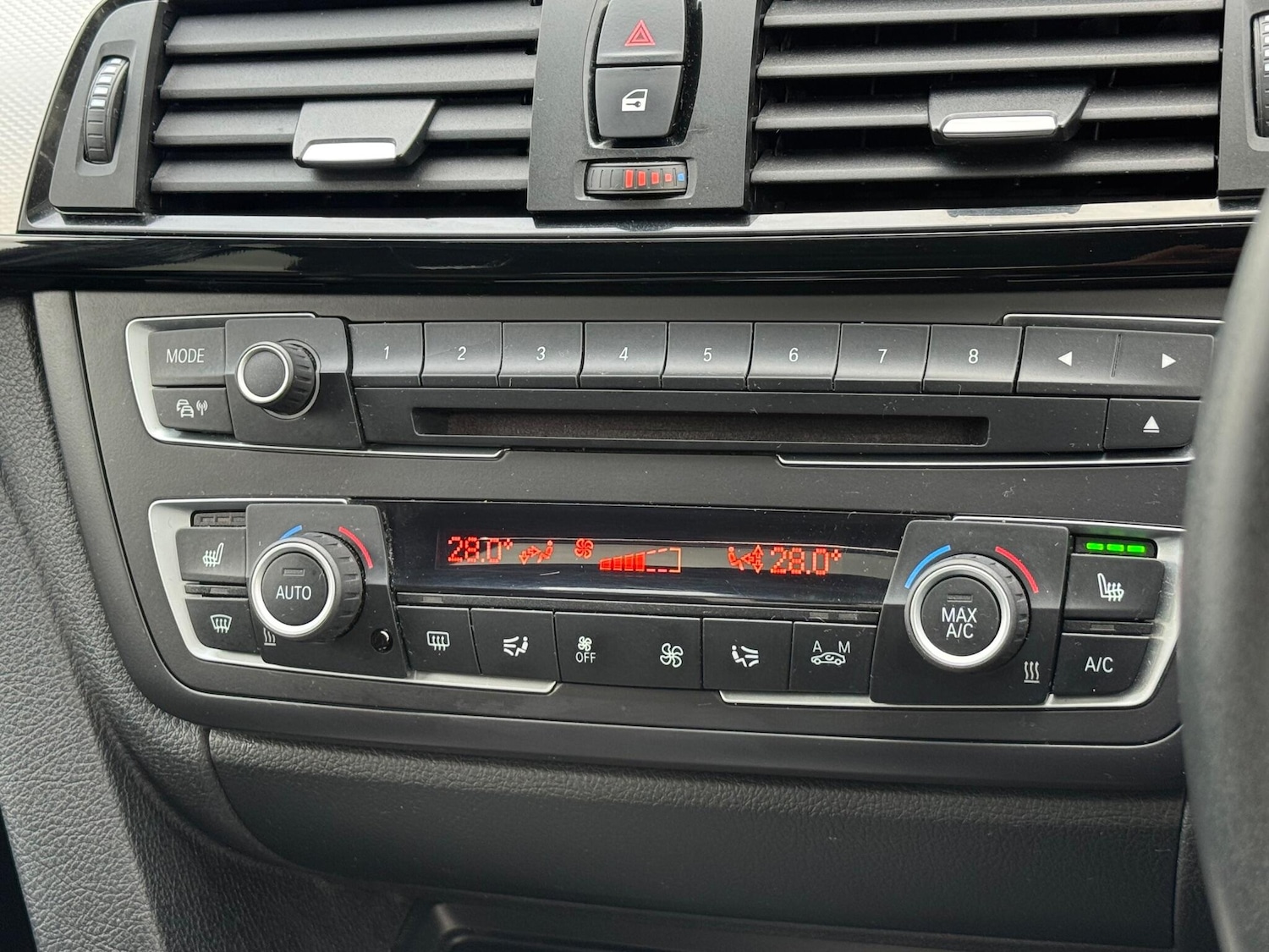 Used BMW 3 Series 2013 for sale - 76161133: Photo 41