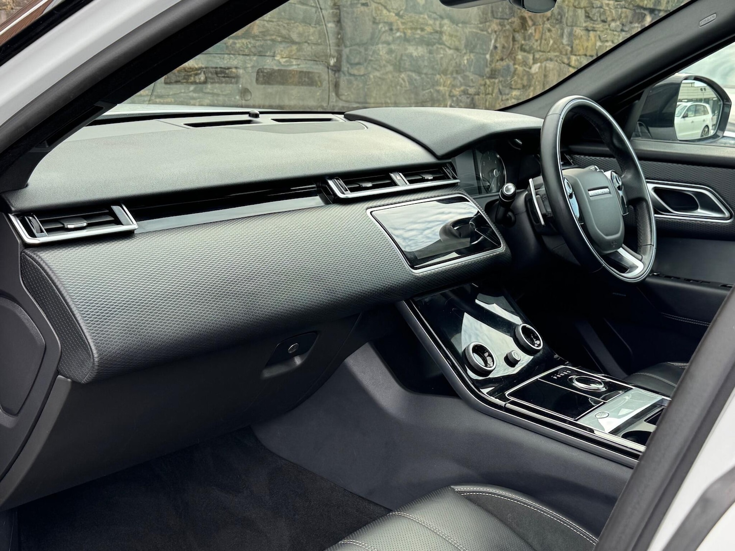 Used Land Rover Range Rover Velar 2020 for sale - 76989028: Photo 13