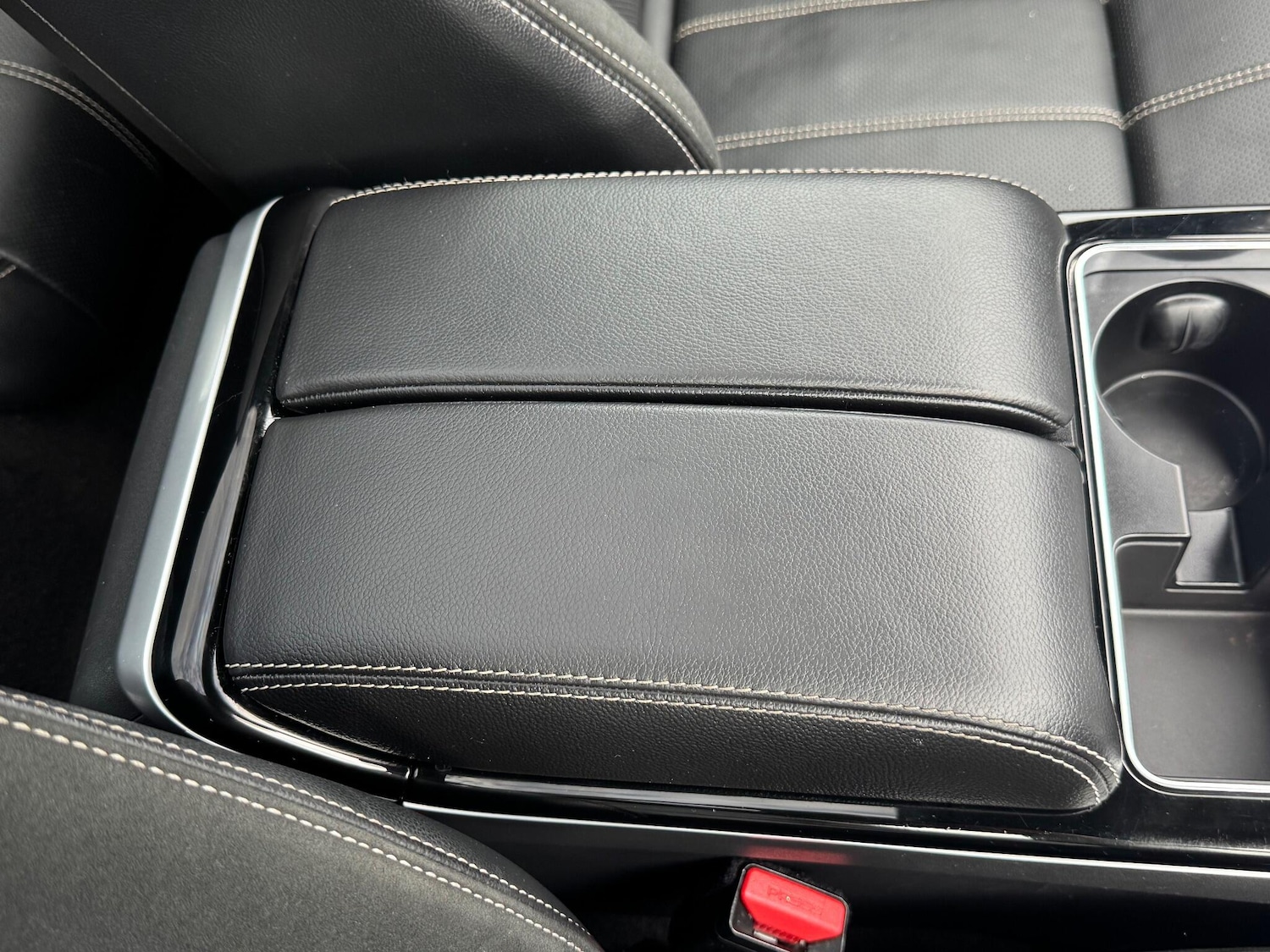 Used Land Rover Range Rover Velar 2020 for sale - 76989028: Photo 46