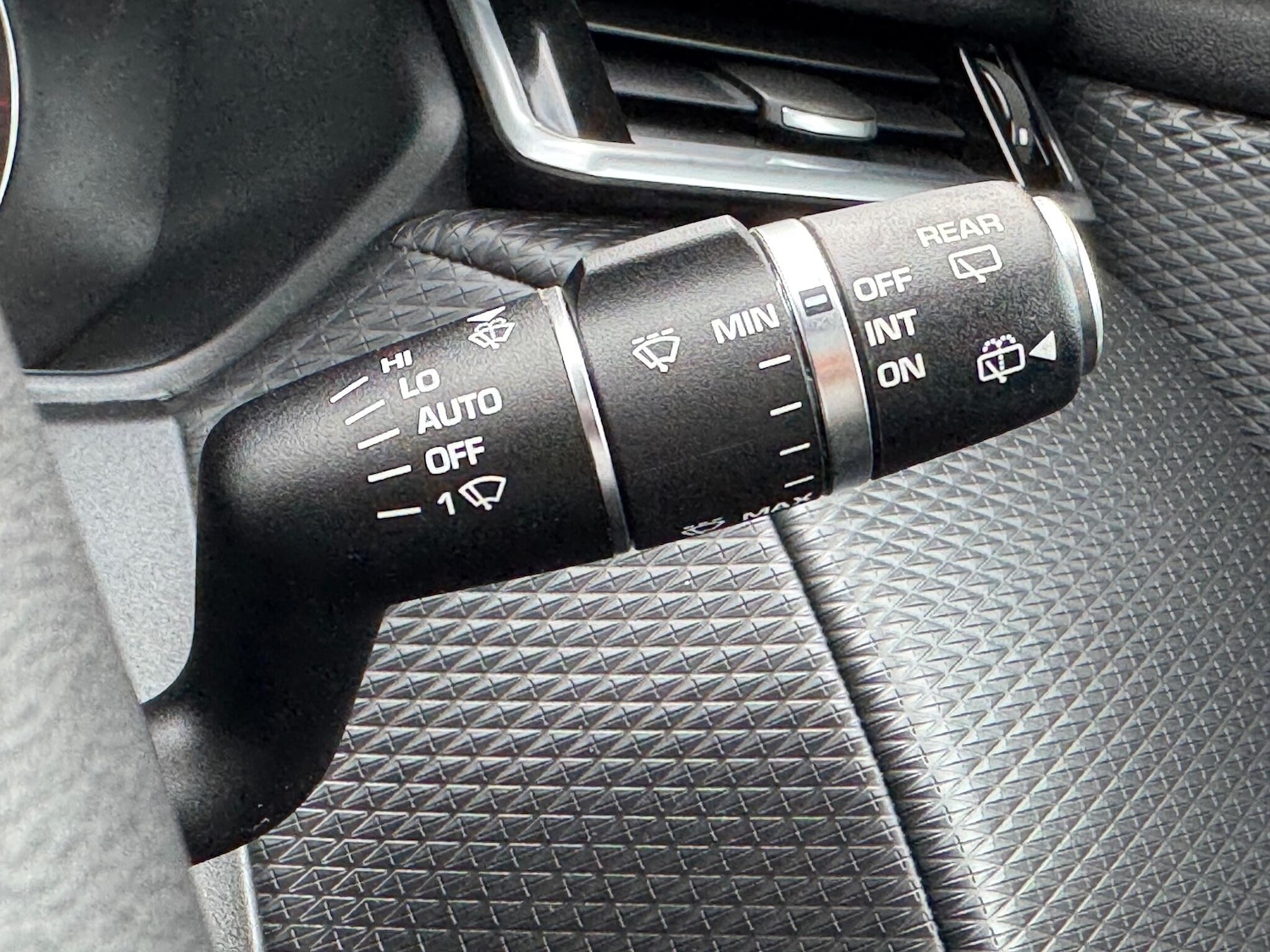 Used Land Rover Range Rover Velar 2020 for sale - 76989028: Photo 55