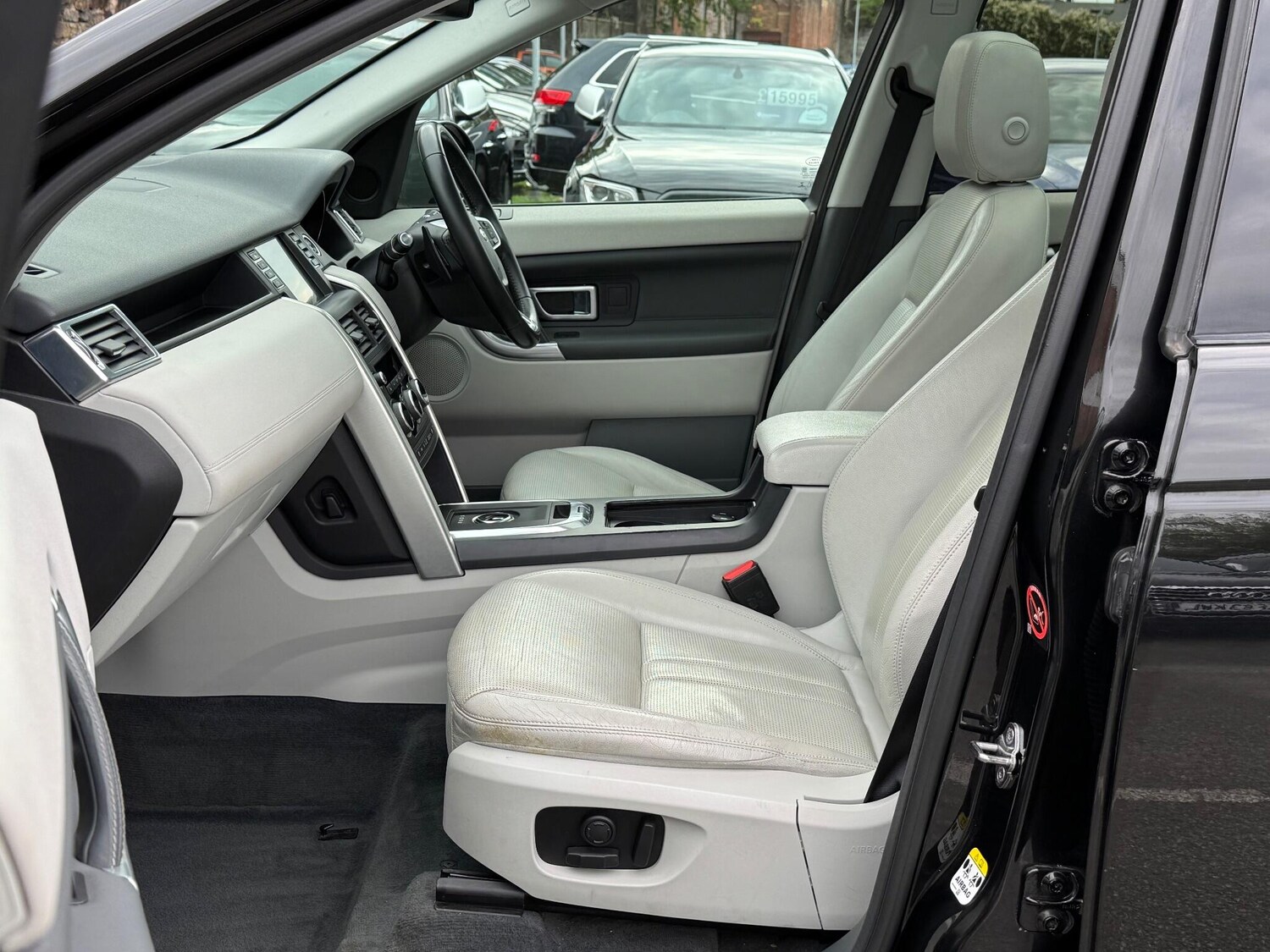 Used Land Rover Discovery Sport 2017 for sale - 76161061: Photo 16