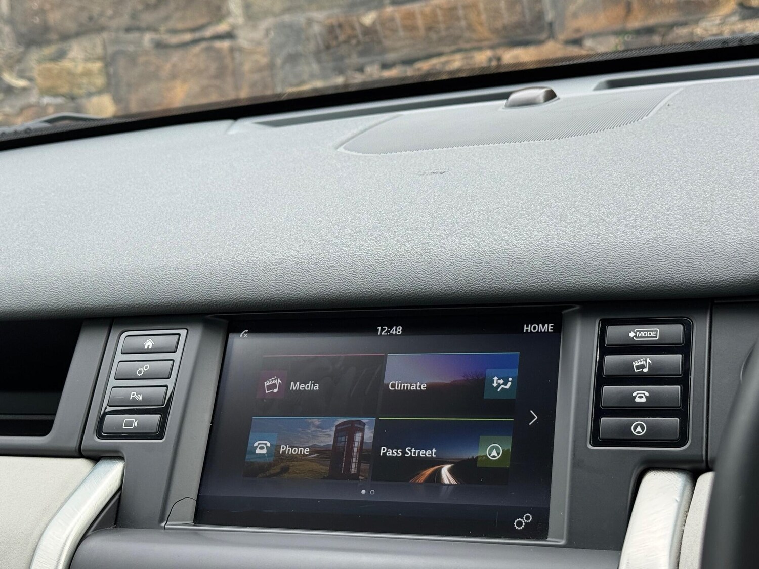 Used Land Rover Discovery Sport 2017 for sale - 76161061: Photo 30