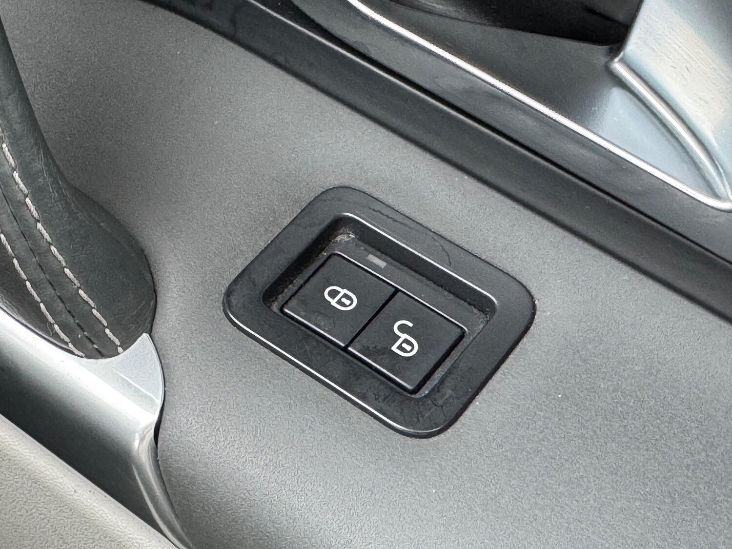 Used Land Rover Discovery Sport 2017 for sale - 76161061: Photo 49