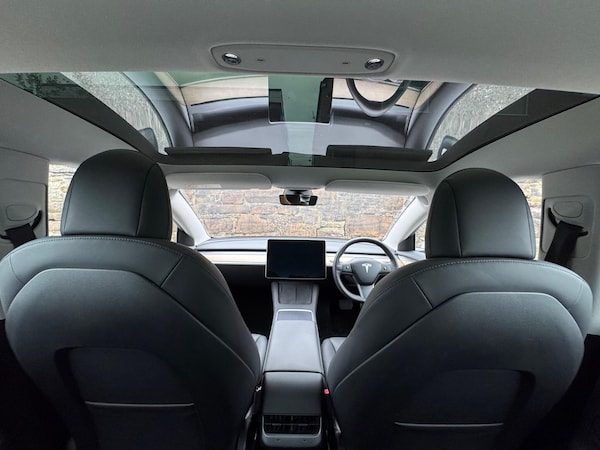 Used Tesla Model 3 2021 for sale - 76161140: Photo 11