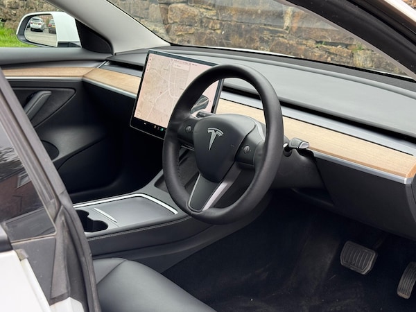 Used Tesla Model 3 2021 for sale - 76161140: Photo 13