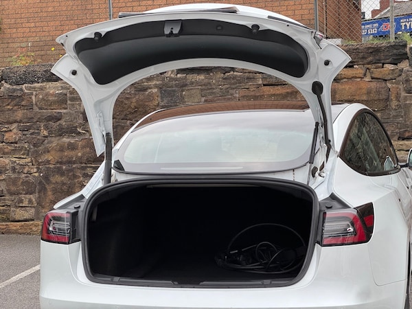 Used Tesla Model 3 2021 for sale - 76161140: Photo 22