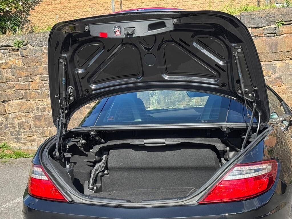 Used Mercedes-Benz SLK 2014 for sale - 76161141: Photo 25