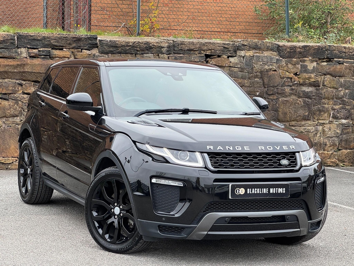 Used Land Rover Range Rover Evoque 2018 for sale - 76214263: Photo 1