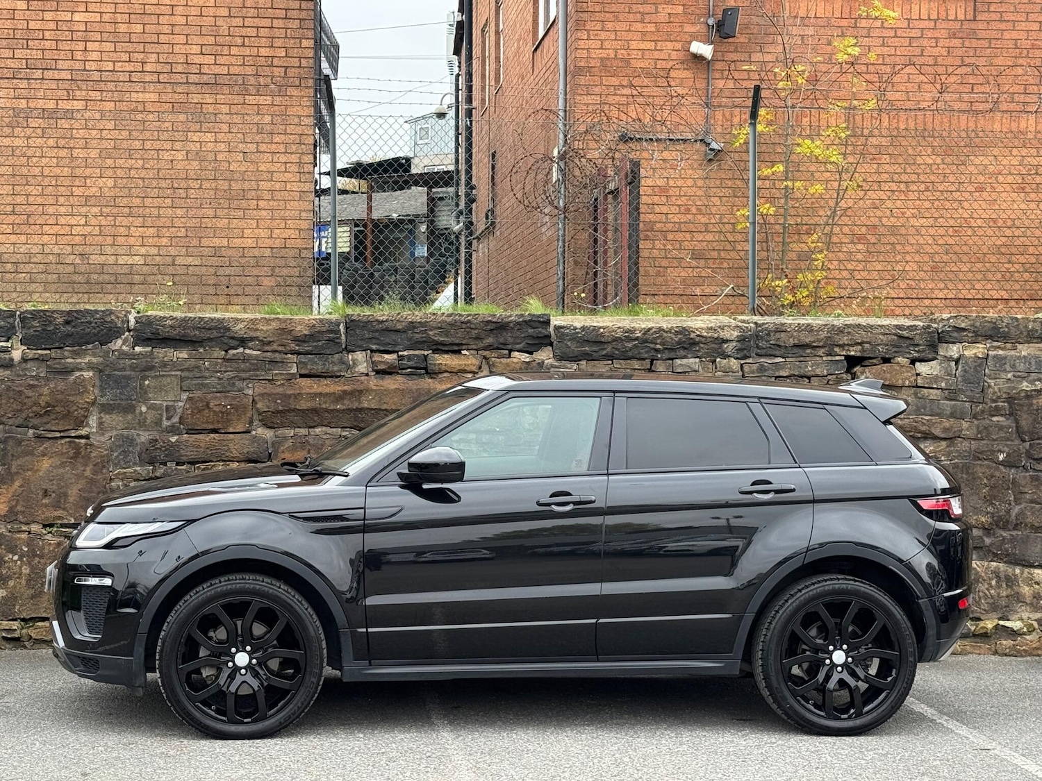 Used Land Rover Range Rover Evoque 2018 for sale - 76214263: Photo 4