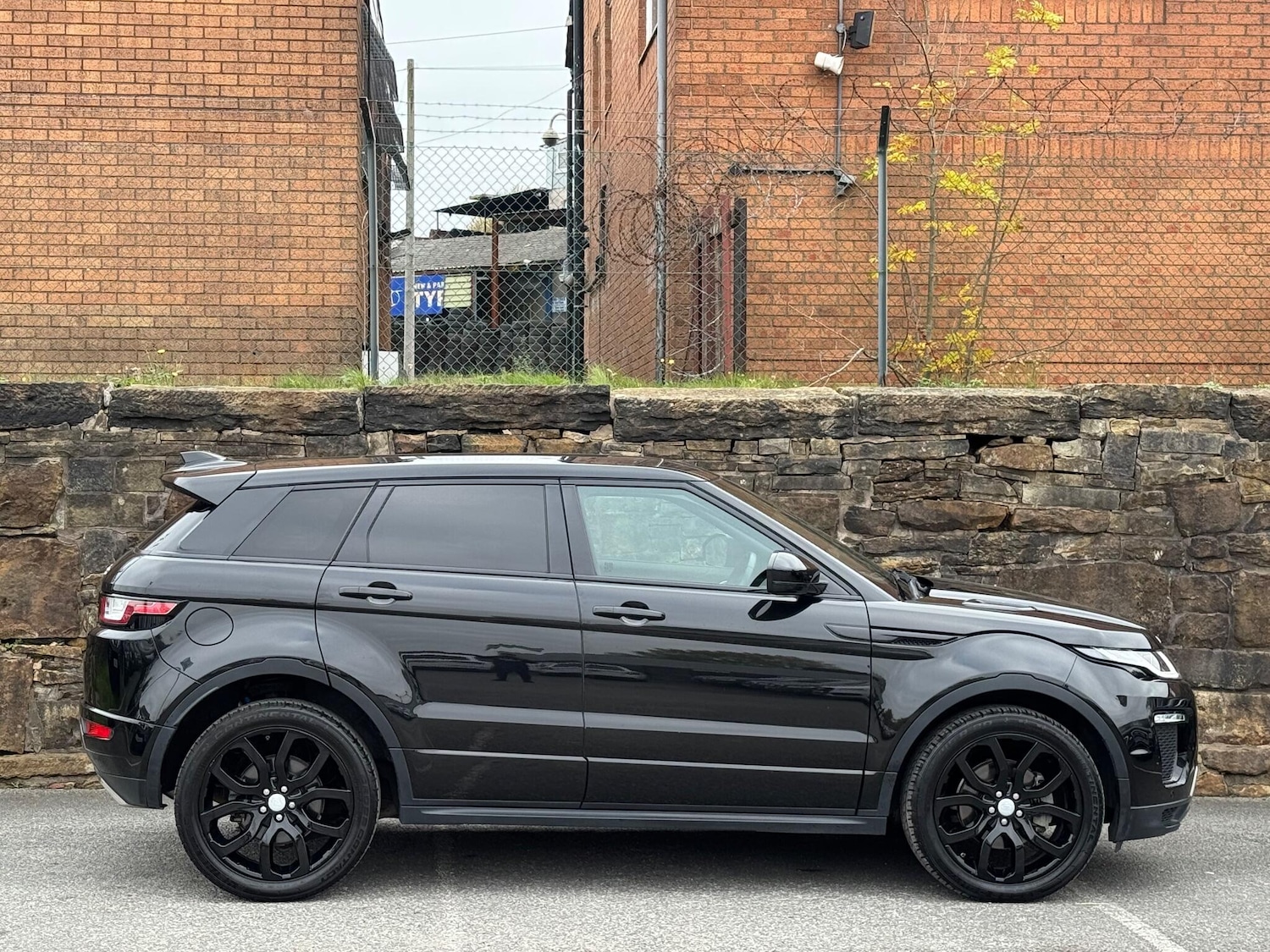 Used Land Rover Range Rover Evoque 2018 for sale - 76214263: Photo 8