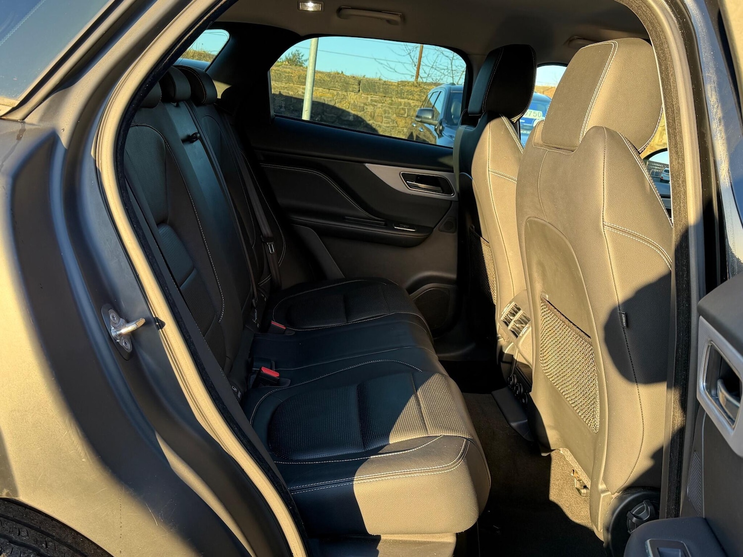 Used Jaguar F-Pace 2017 for sale - 76620483: Photo 18