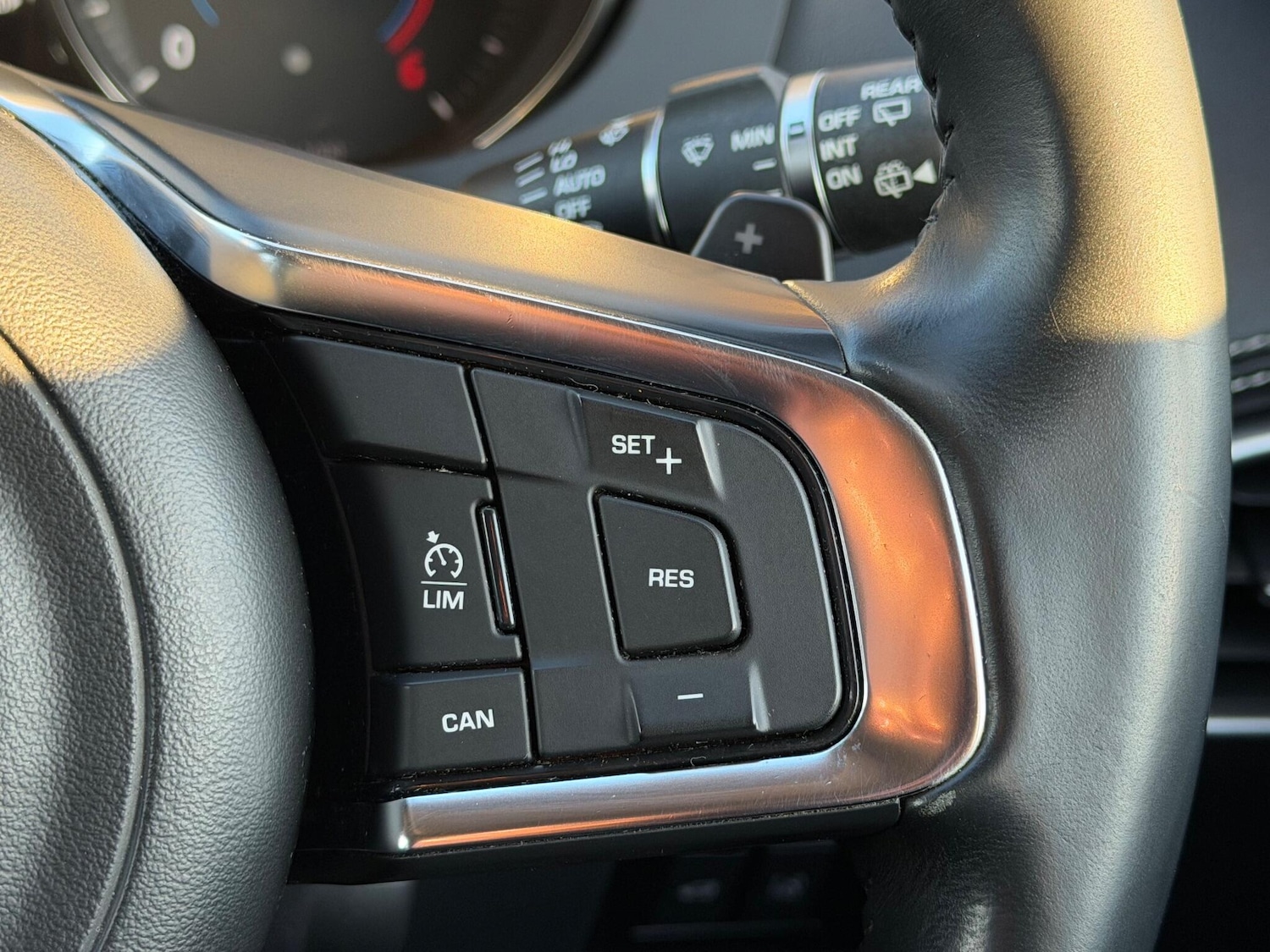 Used Jaguar F-Pace 2017 for sale - 76620483: Photo 24