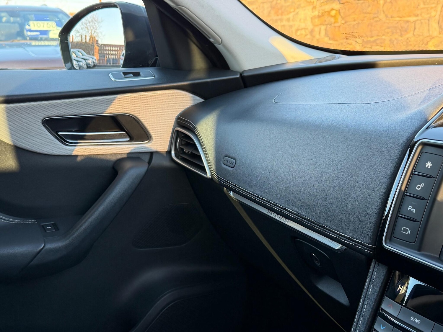 Used Jaguar F-Pace 2017 for sale - 76620483: Photo 44