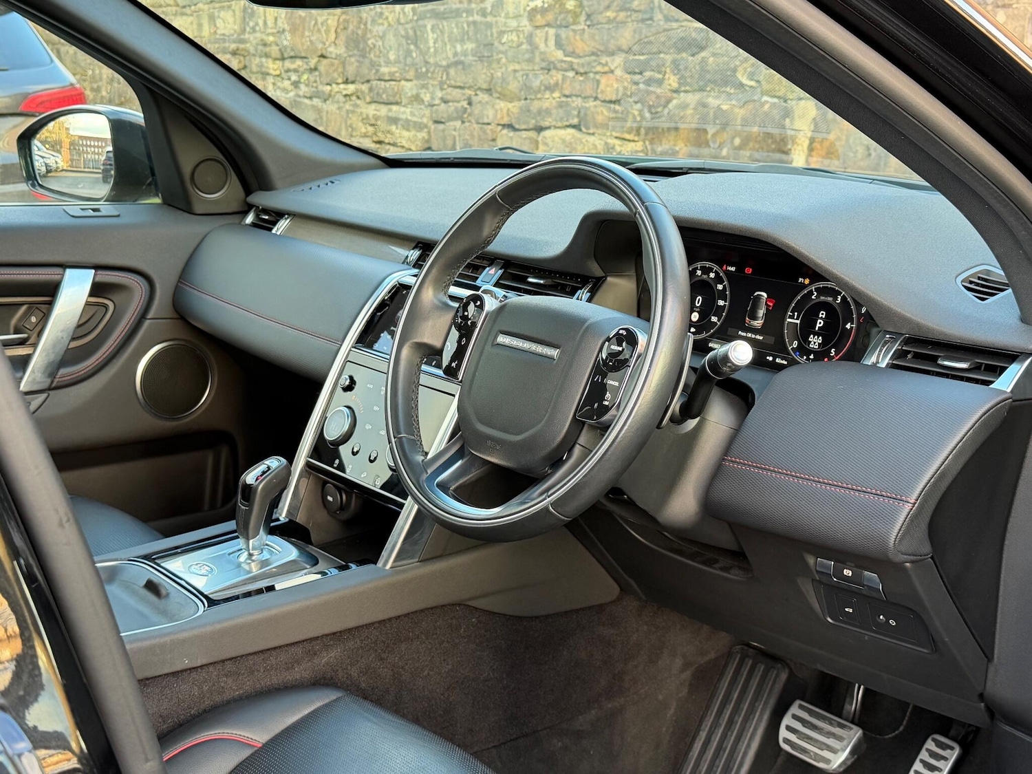 Used Land Rover Discovery Sport 2020 for sale - 76936461: Photo 11