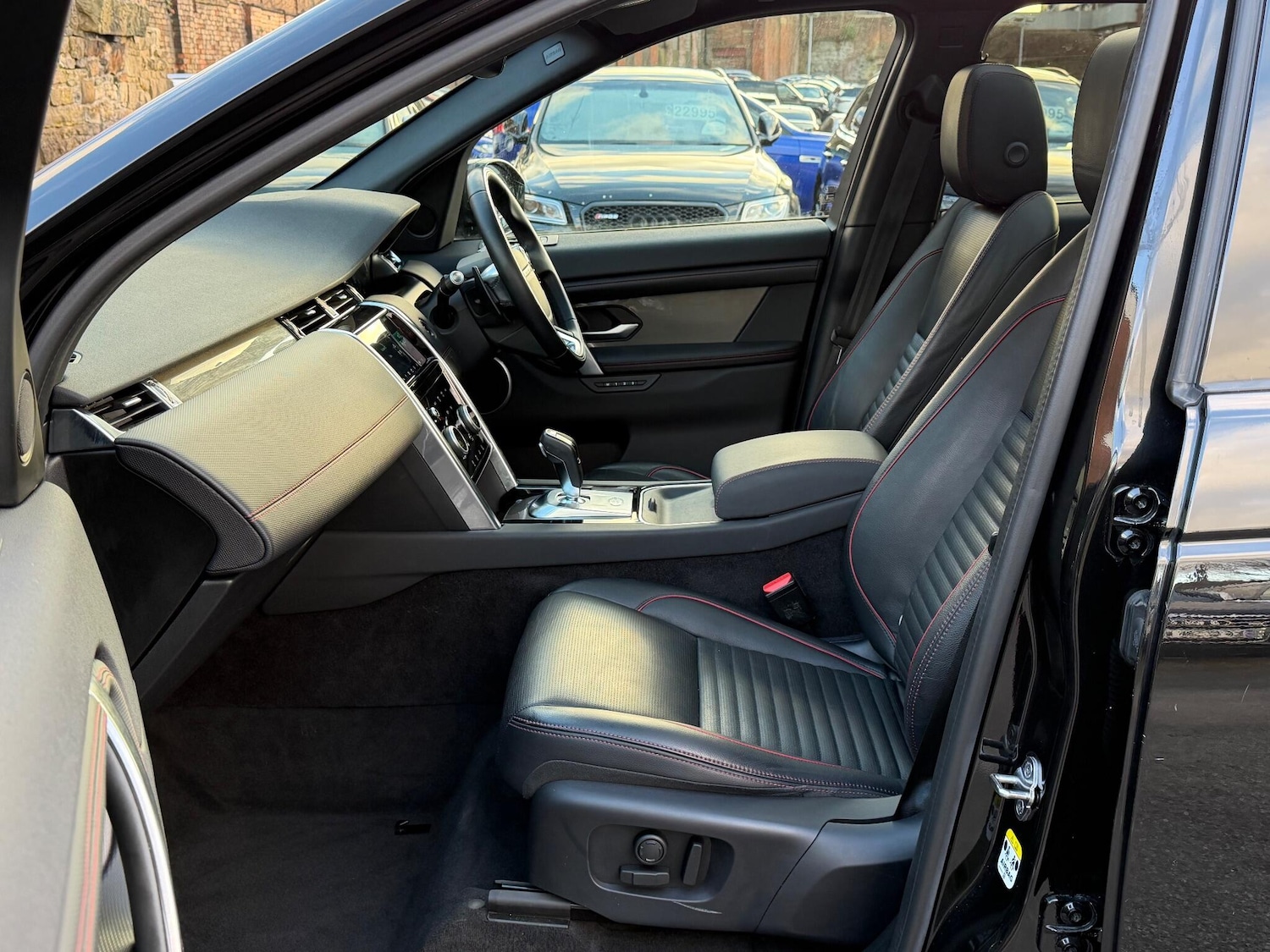 Used Land Rover Discovery Sport 2020 for sale - 76936461: Photo 15