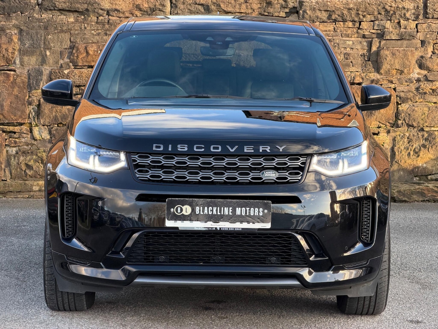 Used Land Rover Discovery Sport 2020 for sale - 76936461: Photo 2