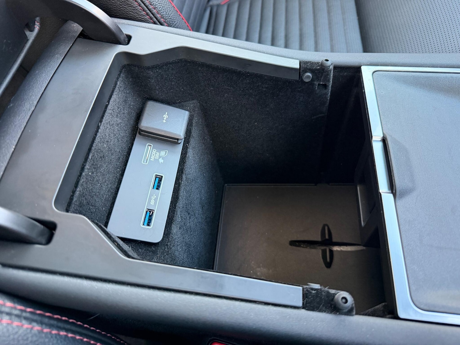 Used Land Rover Discovery Sport 2020 for sale - 76936461: Photo 42