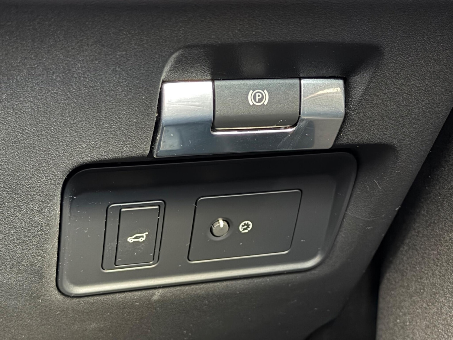 Used Land Rover Discovery Sport 2020 for sale - 76936461: Photo 46