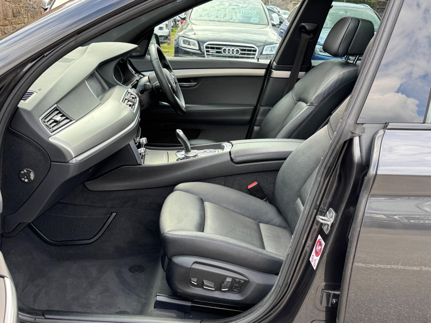 Used BMW 5 Series Gran Turismo 2016 for sale - 76976287: Photo 17