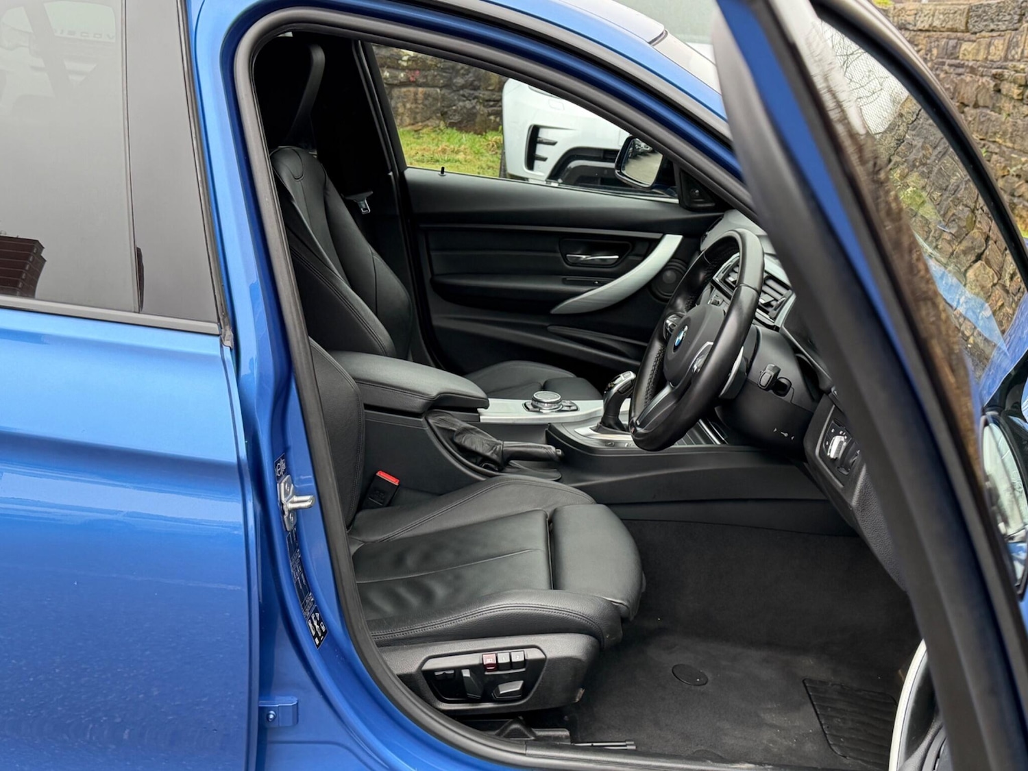 Used BMW 3 Series 2015 for sale - 77253871: Photo 15