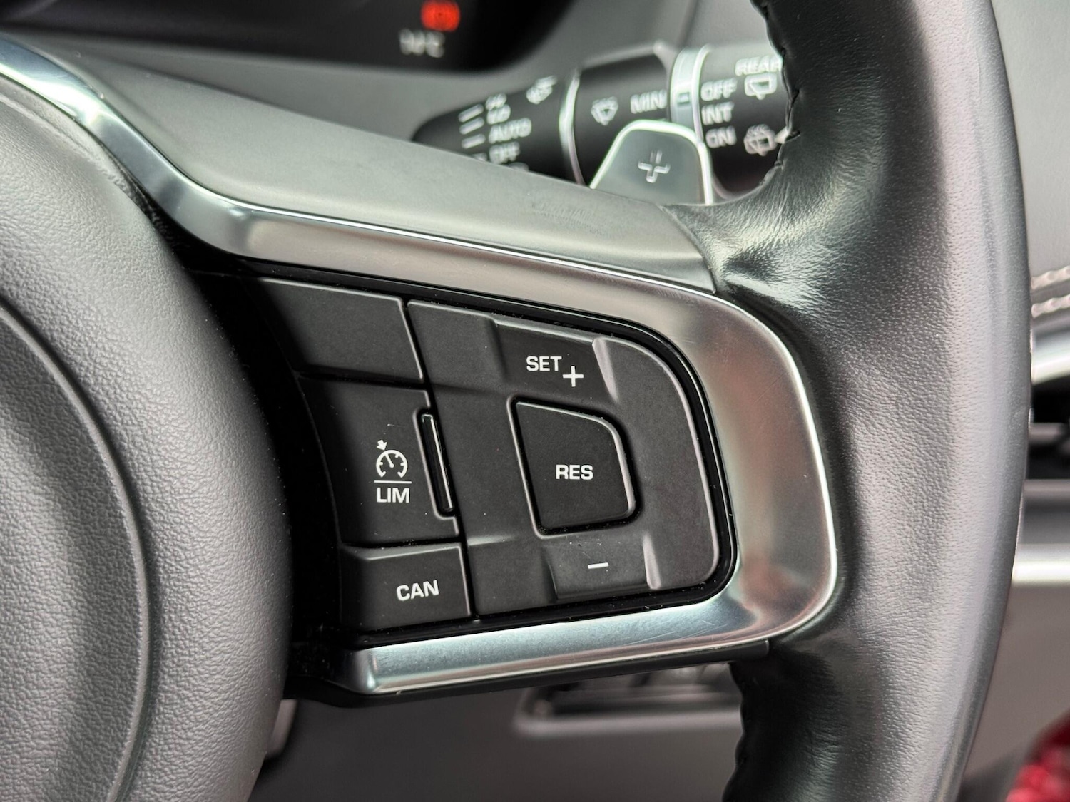 Used Jaguar F-Pace for sale - 76995875: Photo 26