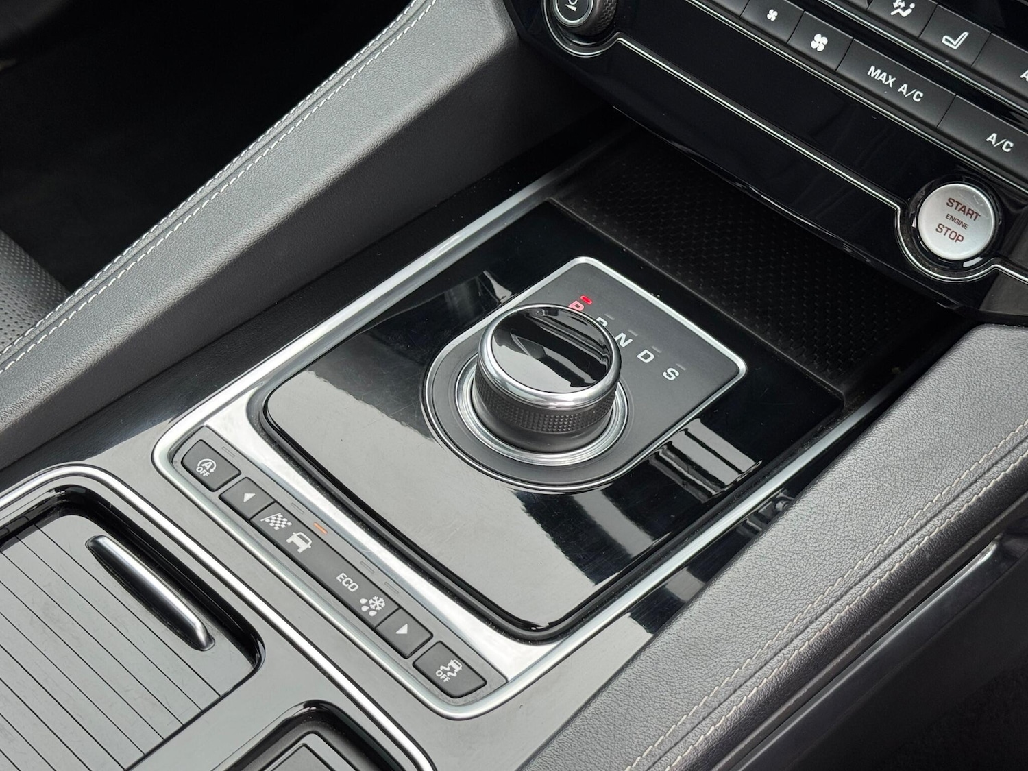 Used Jaguar F-Pace for sale - 76995875: Photo 39