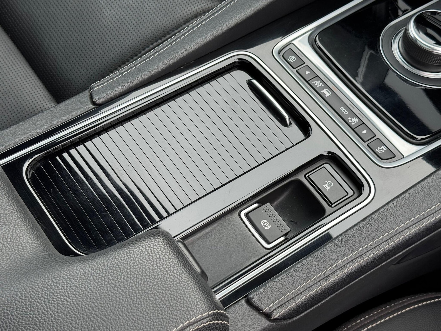 Used Jaguar F-Pace for sale - 76995875: Photo 40