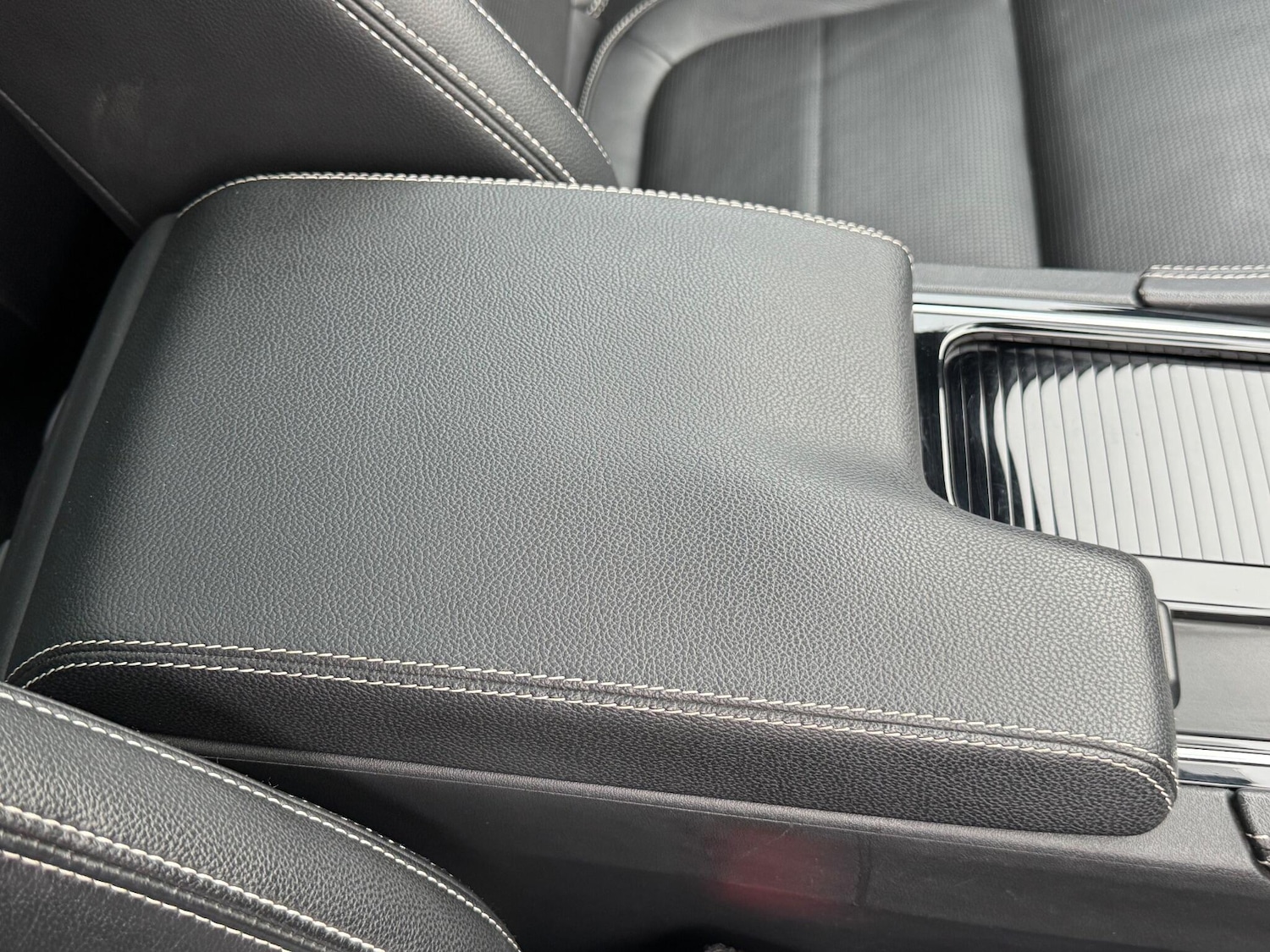 Used Jaguar F-Pace for sale - 76995875: Photo 42