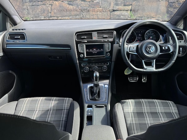 Used Volkswagen Golf 2015 for sale - 76161092: Photo 10