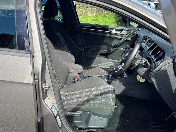 Used Volkswagen Golf 2015 for sale - 76161092: Photo 14