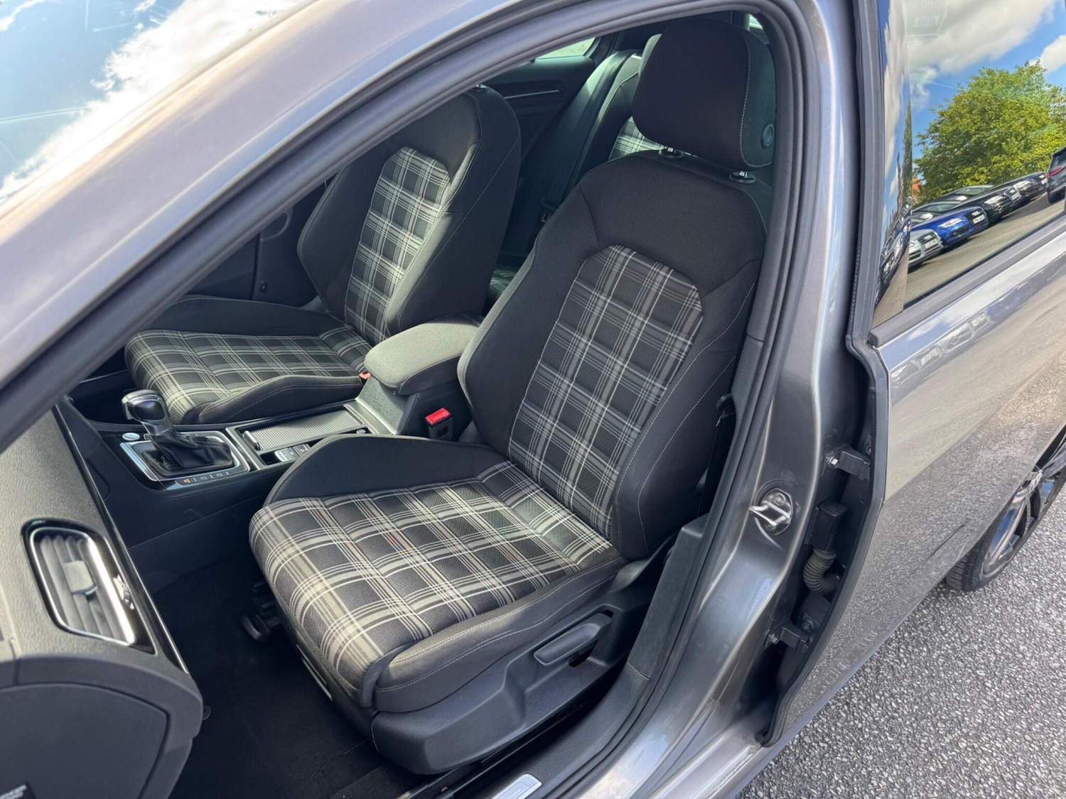 Used Volkswagen Golf 2015 for sale - 76161092: Photo 17