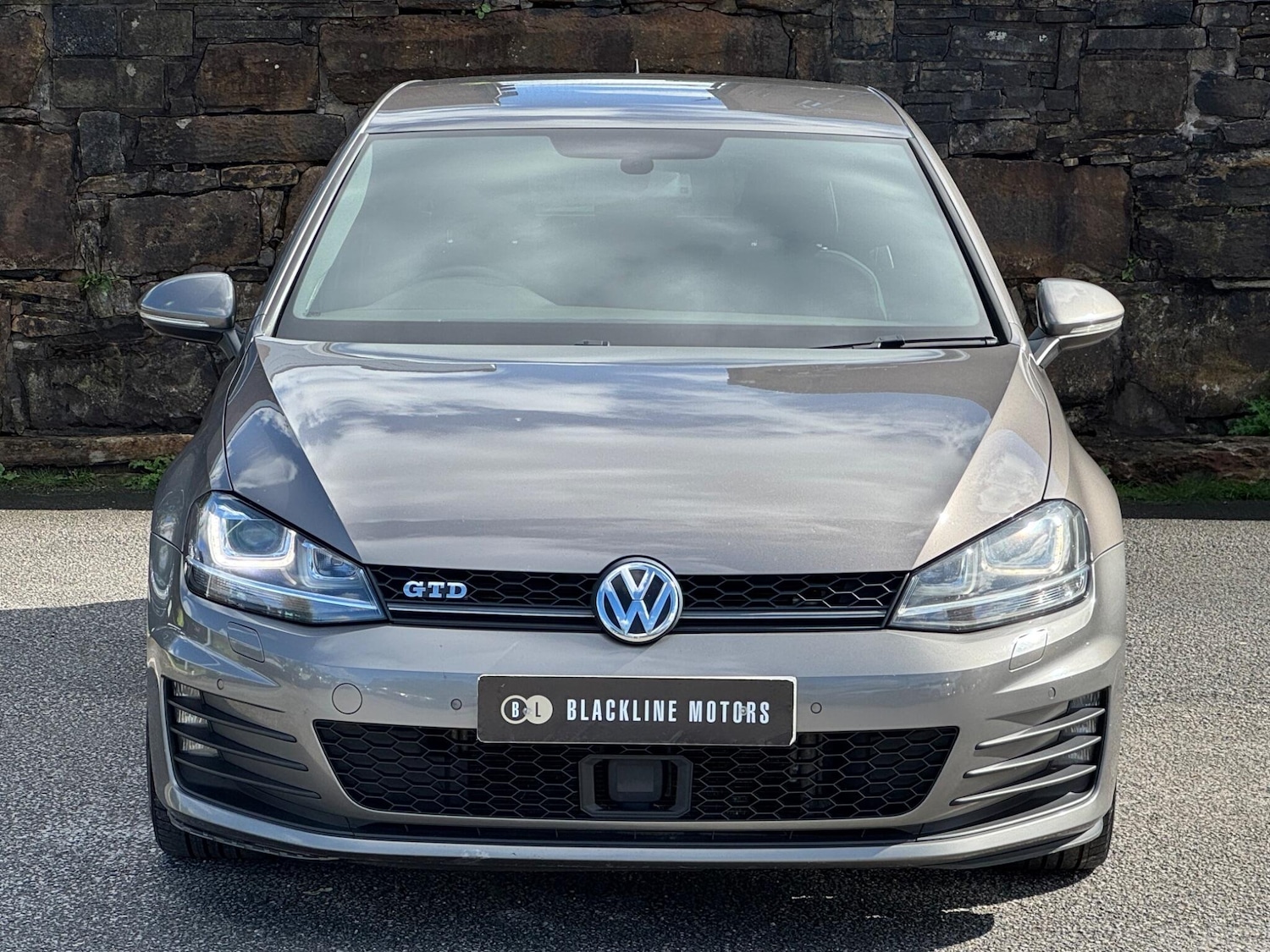 Used Volkswagen Golf 2015 for sale - 76161092: Photo 2