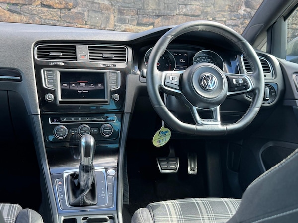 Used Volkswagen Golf 2015 for sale - 76161092: Photo 23