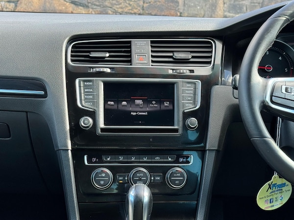Used Volkswagen Golf 2015 for sale - 76161092: Photo 27