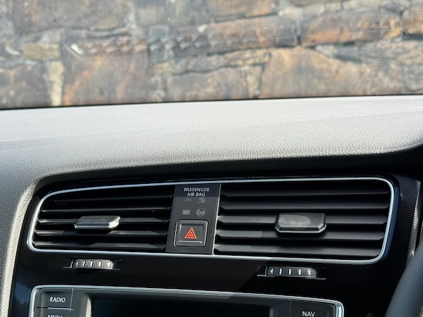 Used Volkswagen Golf 2015 for sale - 76161092: Photo 28