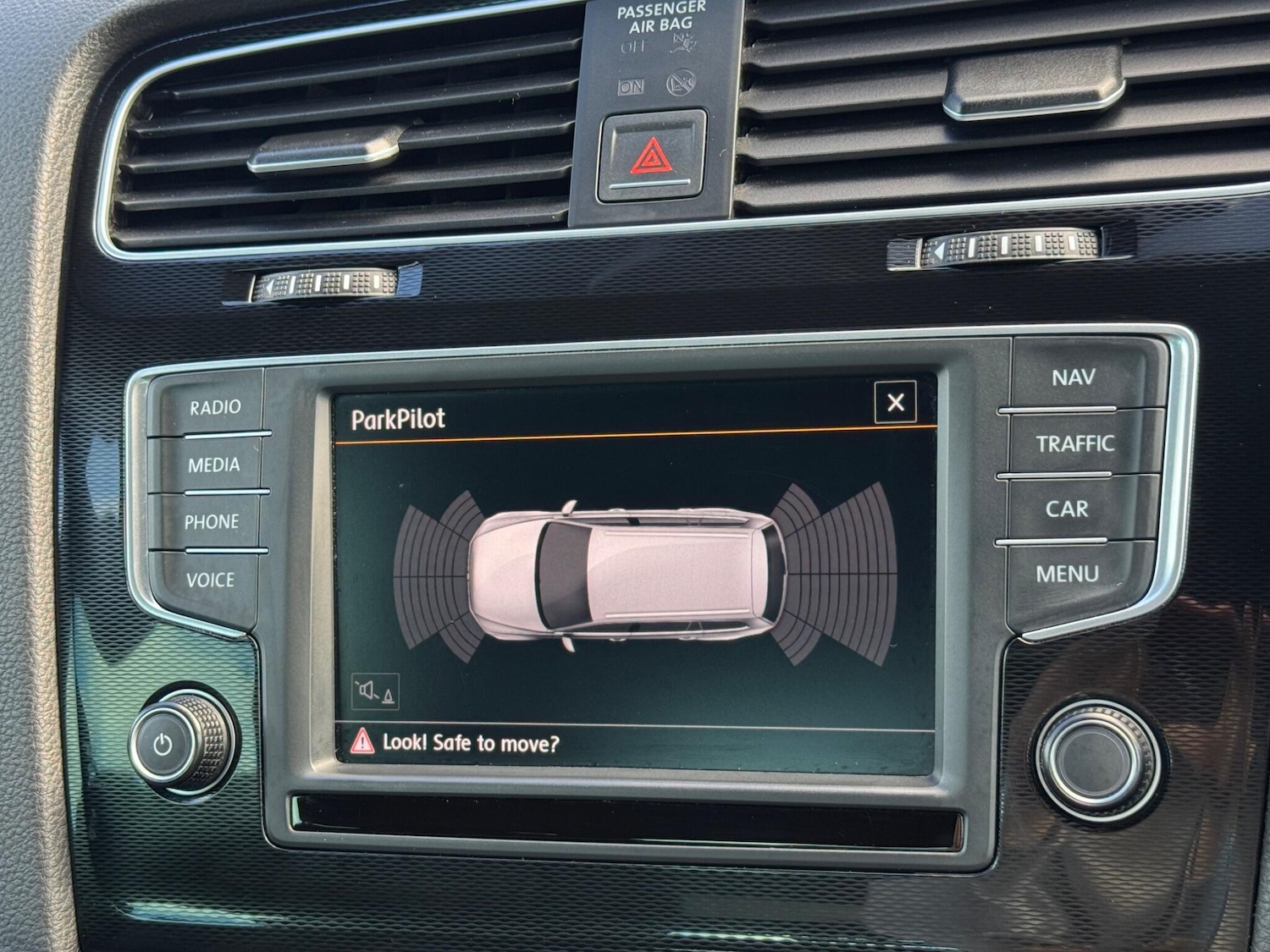 Used Volkswagen Golf 2015 for sale - 76161092: Photo 32