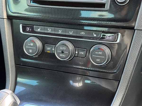 Used Volkswagen Golf 2015 for sale - 76161092: Photo 36