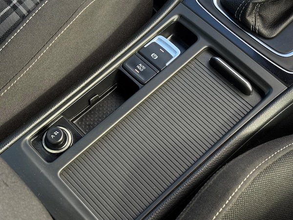 Used Volkswagen Golf 2015 for sale - 76161092: Photo 40