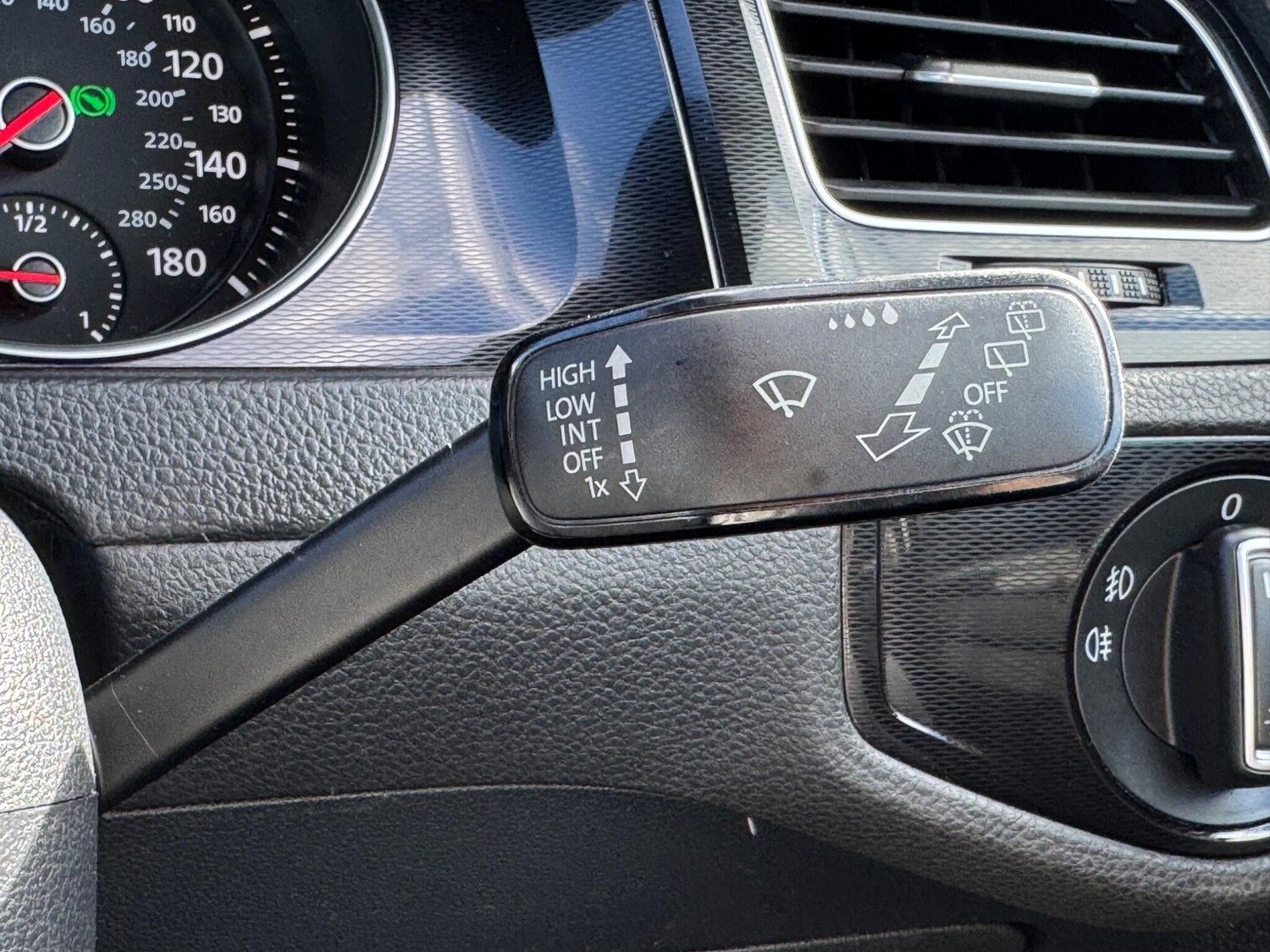 Used Volkswagen Golf 2015 for sale - 76161092: Photo 49