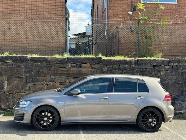 Used Volkswagen Golf 2015 for sale - 76161092: Photo 4