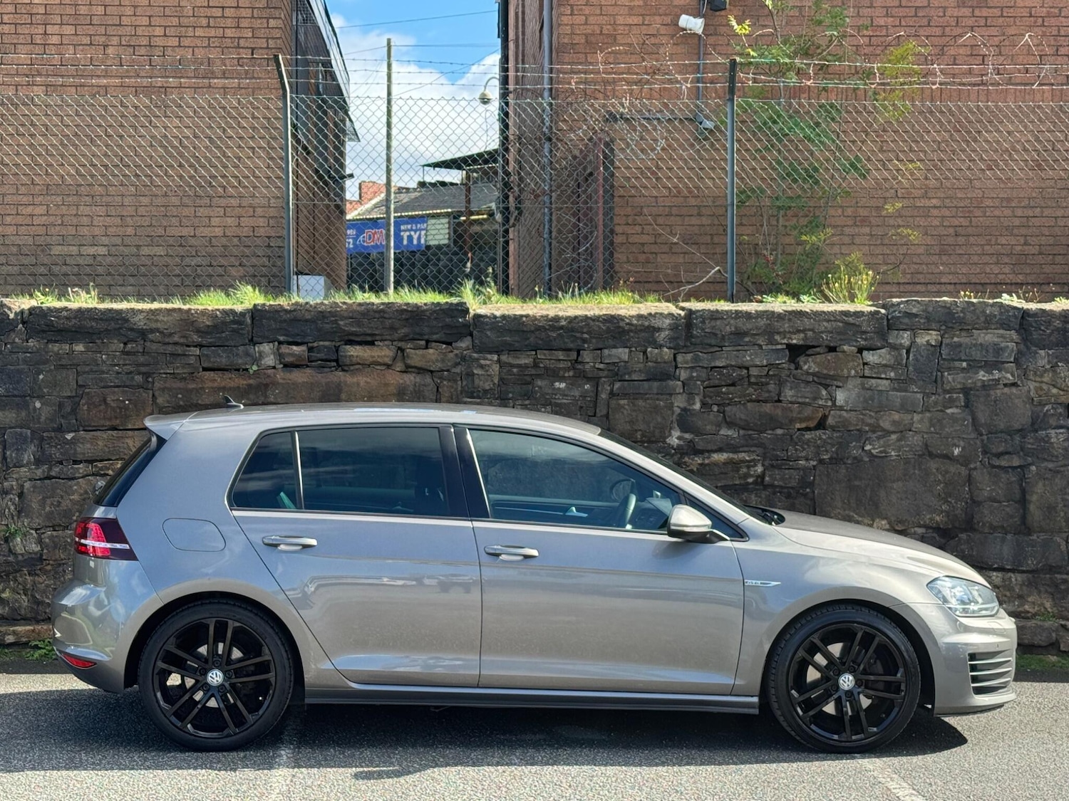 Used Volkswagen Golf 2015 for sale - 76161092: Photo 8