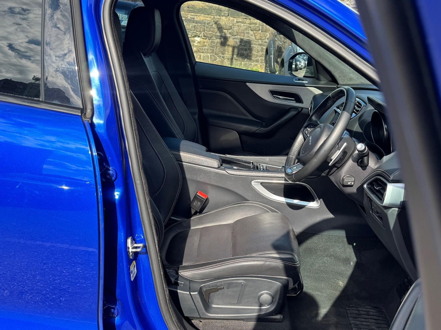 Used Jaguar F-Pace 2019 for sale - 76161091: Photo 14