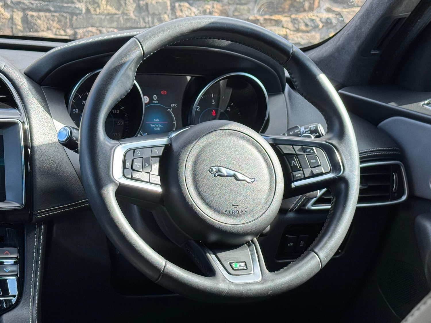 Used Jaguar F-Pace 2019 for sale - 76161091: Photo 23