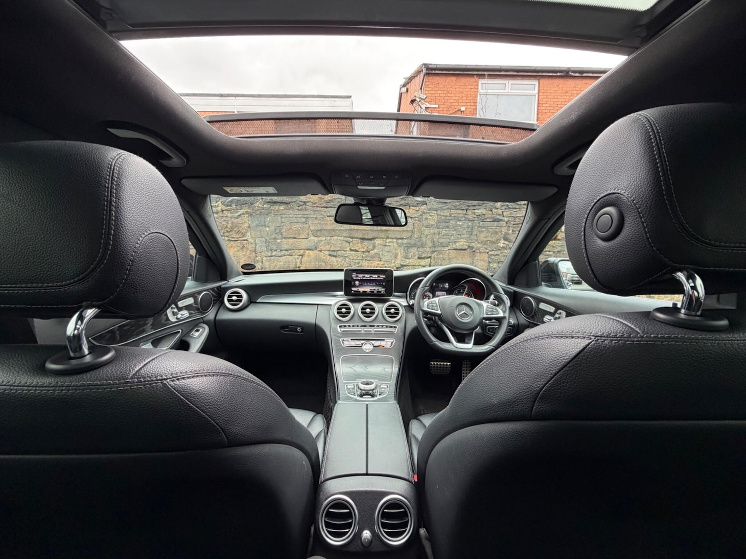 Used Mercedes-Benz C Class 2018 for sale - 77166500: Photo 11